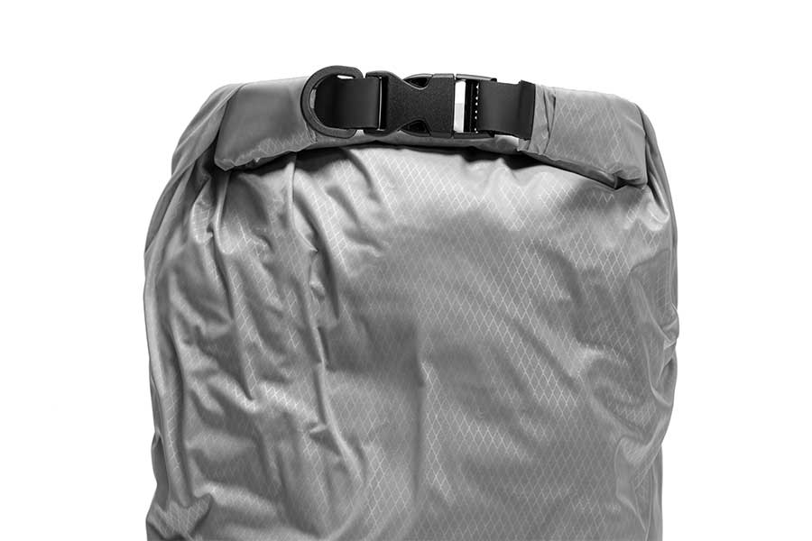 Dry Bag med Ventil 25 liter Grå - Vandtæt Taske til Sejlads og Vandsport