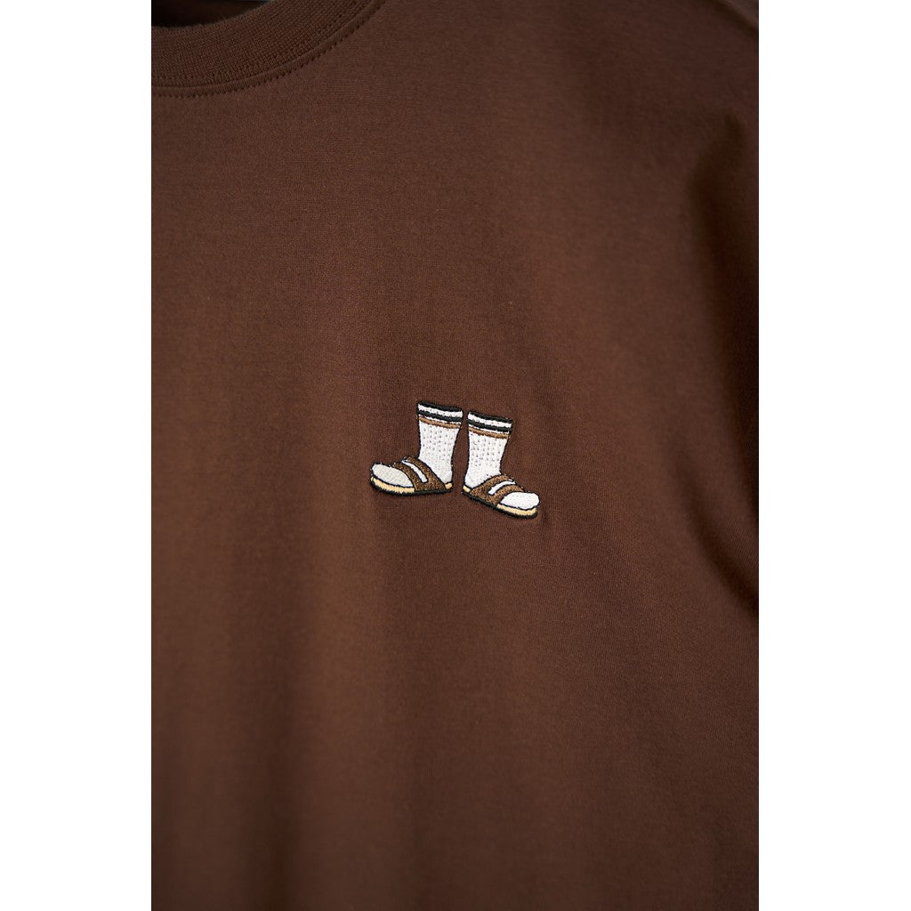 Lakor Mini Socks & Sandals T-shirt - Herre T-shirt med Sokker i Sandaler